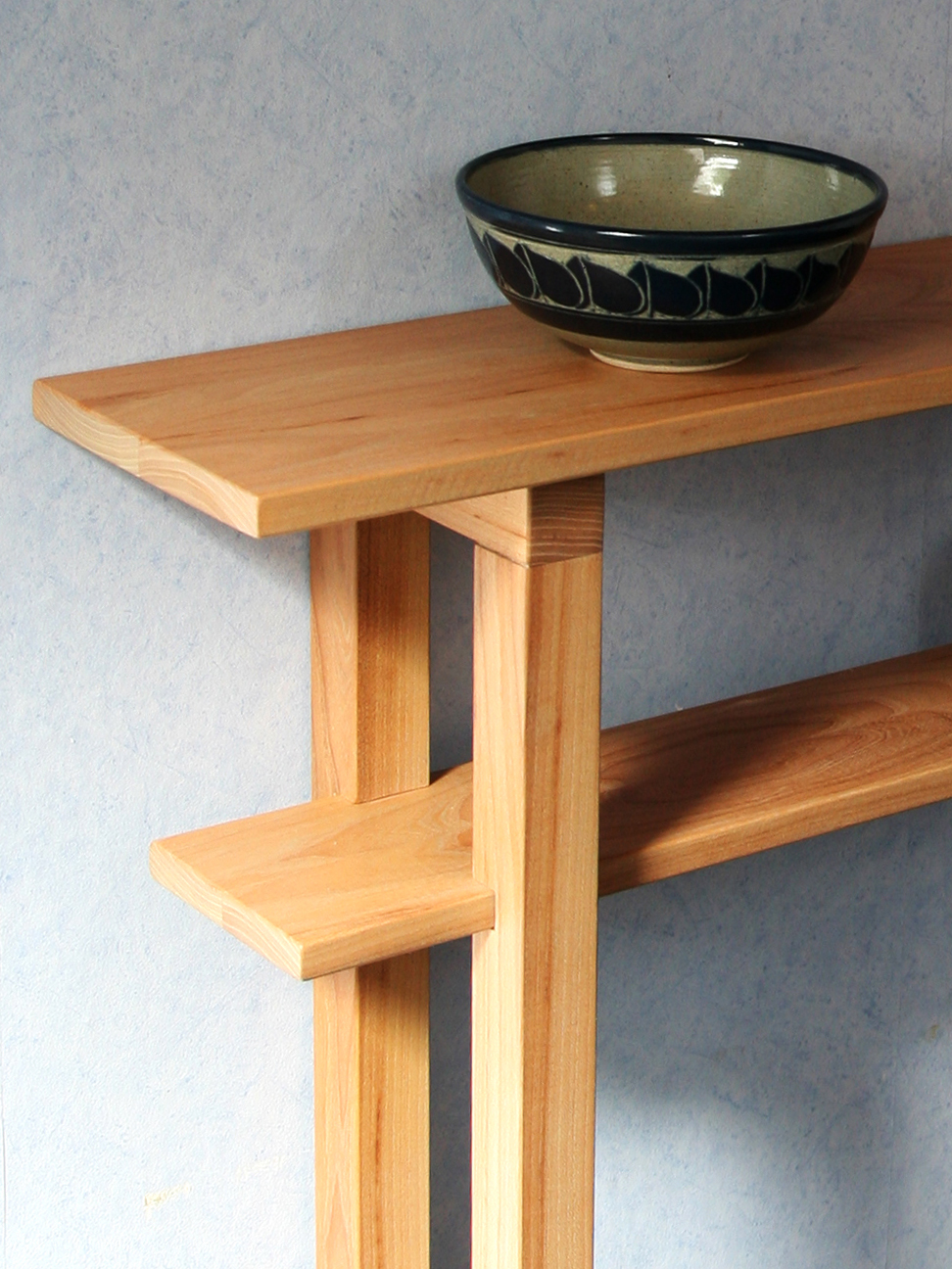Detail side table